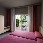 Hotel Montgo 2*