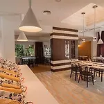 Montgo Hotel 2*