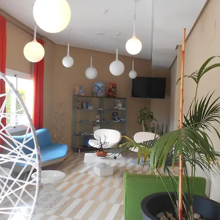 Montgo دينايا