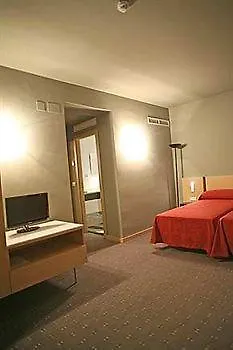 Montgo 2* دينايا