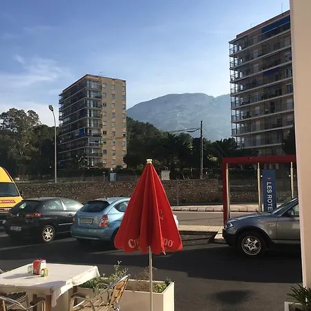 Montgo فندق