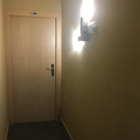 Montgo دينايا