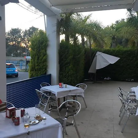 فندق Montgo دينايا